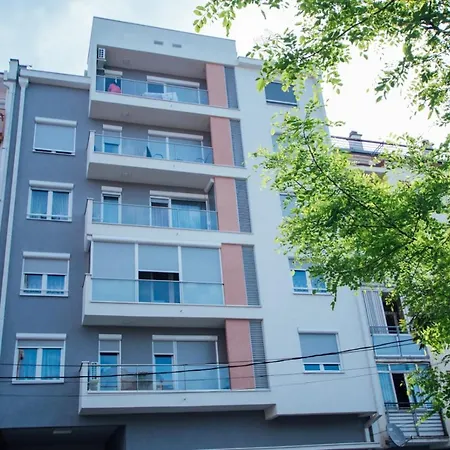 Vas Dom Apartment *
